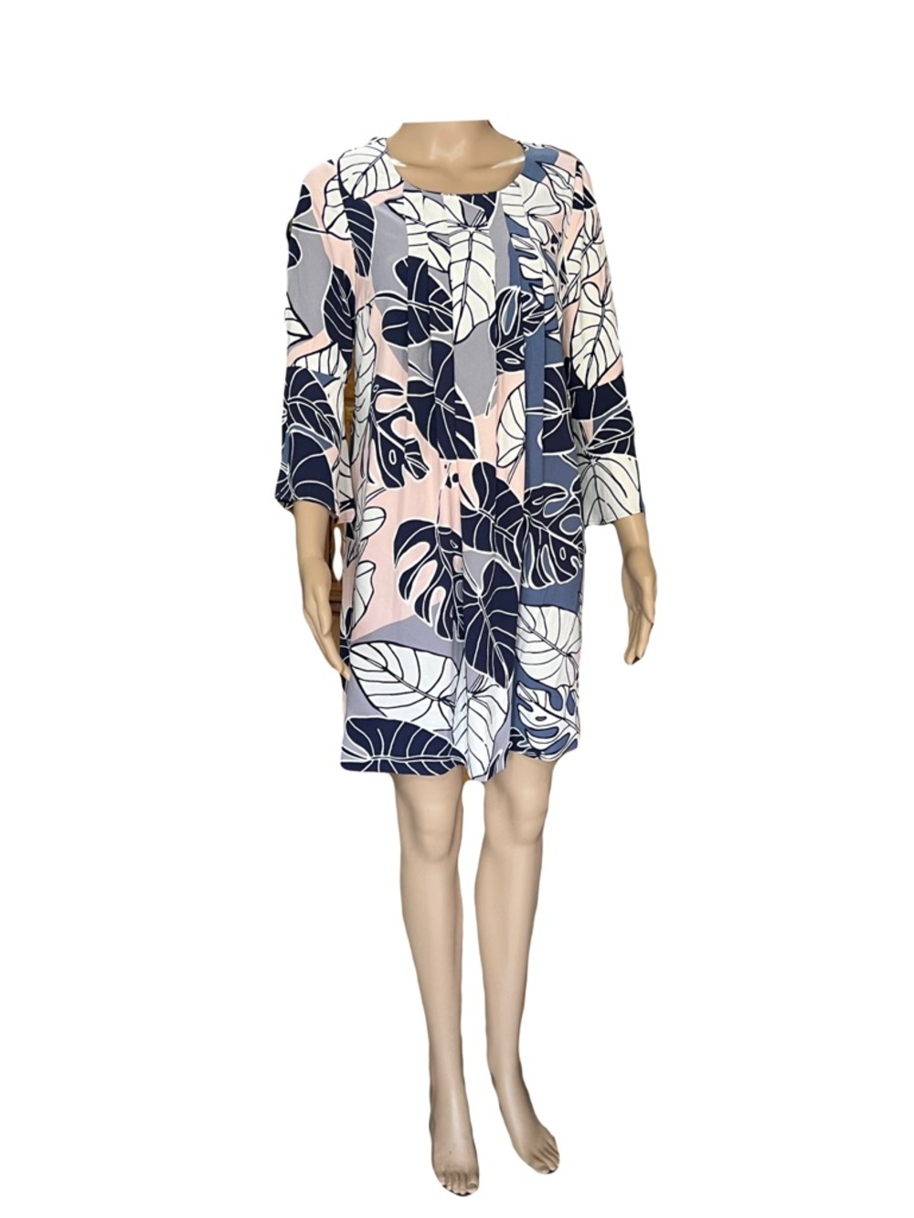 Tropical Leaf Pattern Shift Dress in Navy, Light Pink & White
